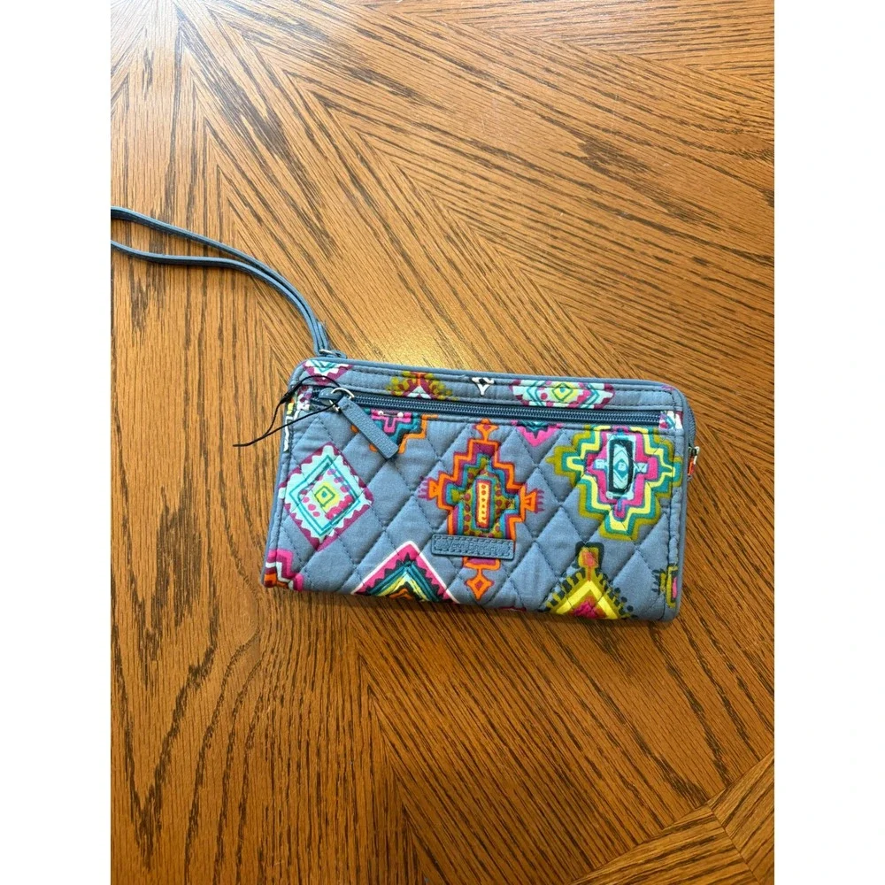 Vera Bradley Quilted Wristlet Wallet Southwestern Aztec Print Blue Multi‎ Color